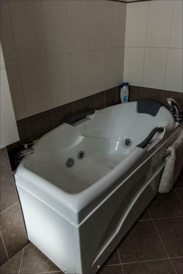 Stone Mansion Anavryti, Αμα 20569 Villa Мистрас Екстериор снимка