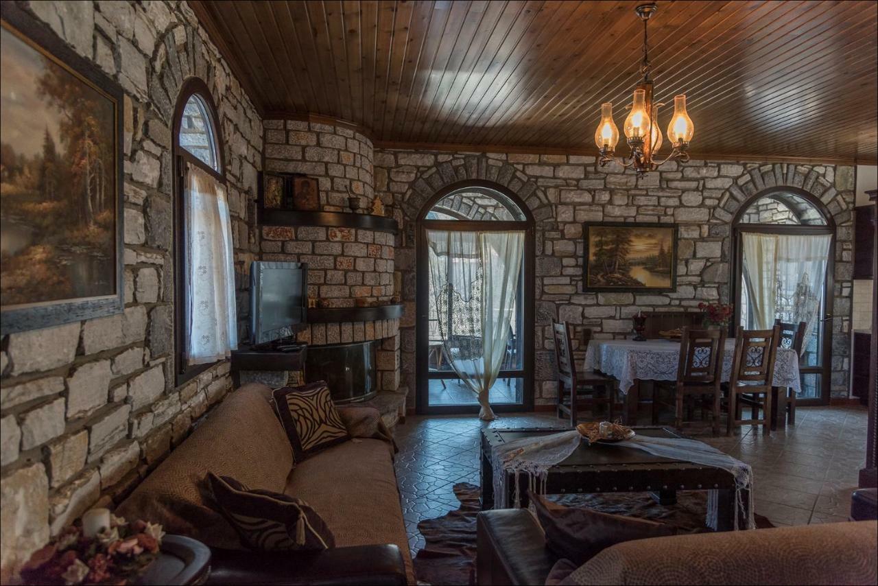 Stone Mansion Anavryti, Αμα 20569 Villa Мистрас Екстериор снимка
