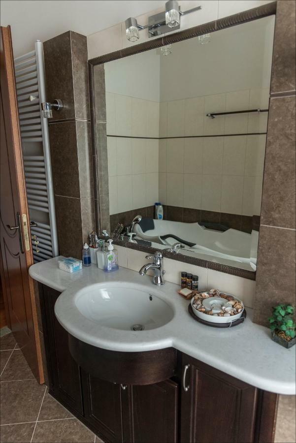 Stone Mansion Anavryti, Αμα 20569 Villa Мистрас Екстериор снимка